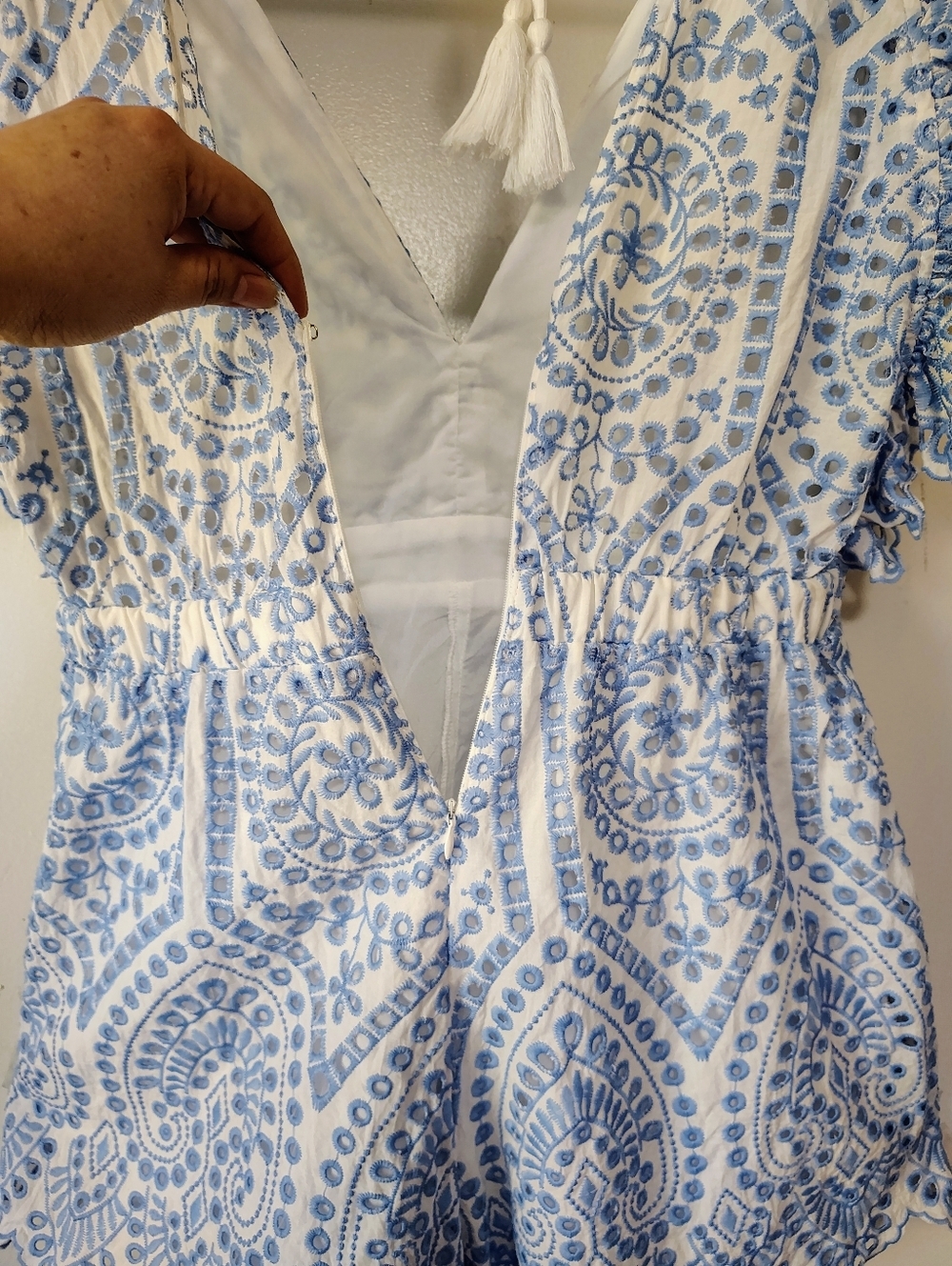 Embellished mini romper floral embroidery eyelets scalloped edges Cotton Sz L. - Picture 7 of 15